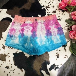 BDG Urban Outfitters High Rise Shorts Size 27